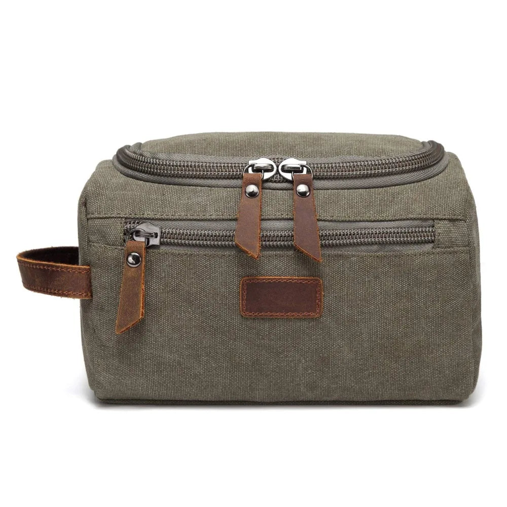 Une trousse de toilette homme couleur vert