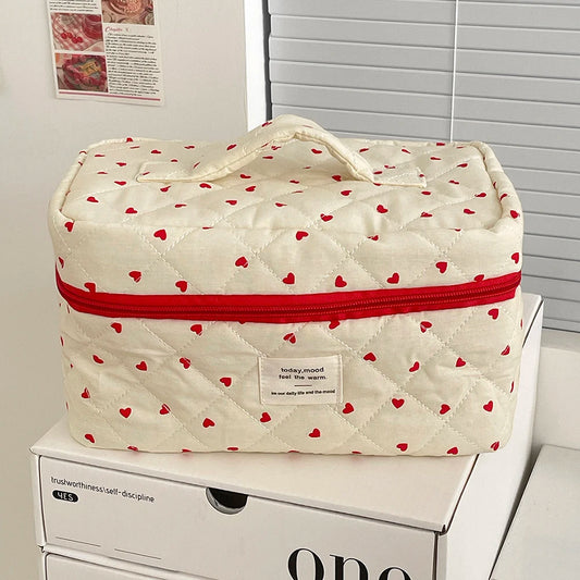trousse de toilette matelassée coeur