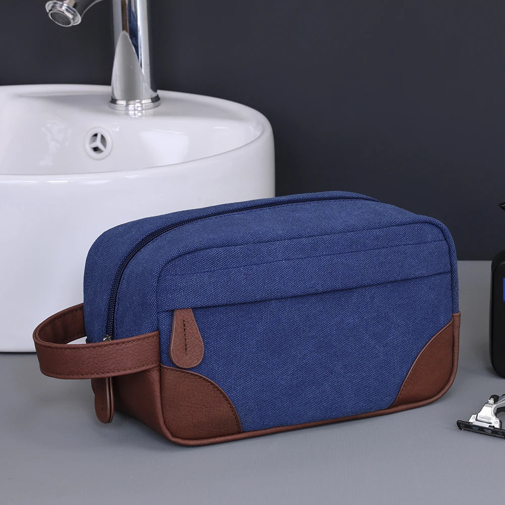 une trousse de toilette homme bleu